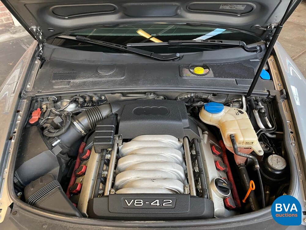 Audi A6 4.2 FSI Quattro Tiptronic 334 PS 2005 V8 Pro-Line-Original NL-, 36-RL-JX.
