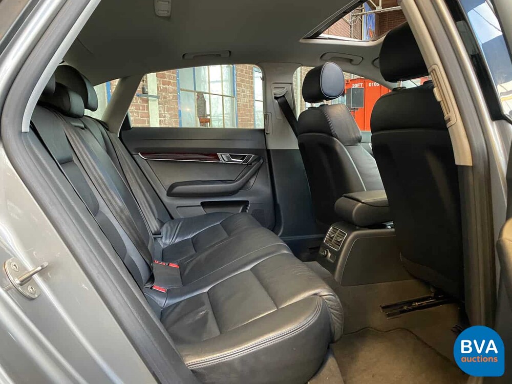 Audi A6 4.2 FSI Quattro Tiptronic 334 PS 2005 V8 Pro-Line-Original NL-, 36-RL-JX.