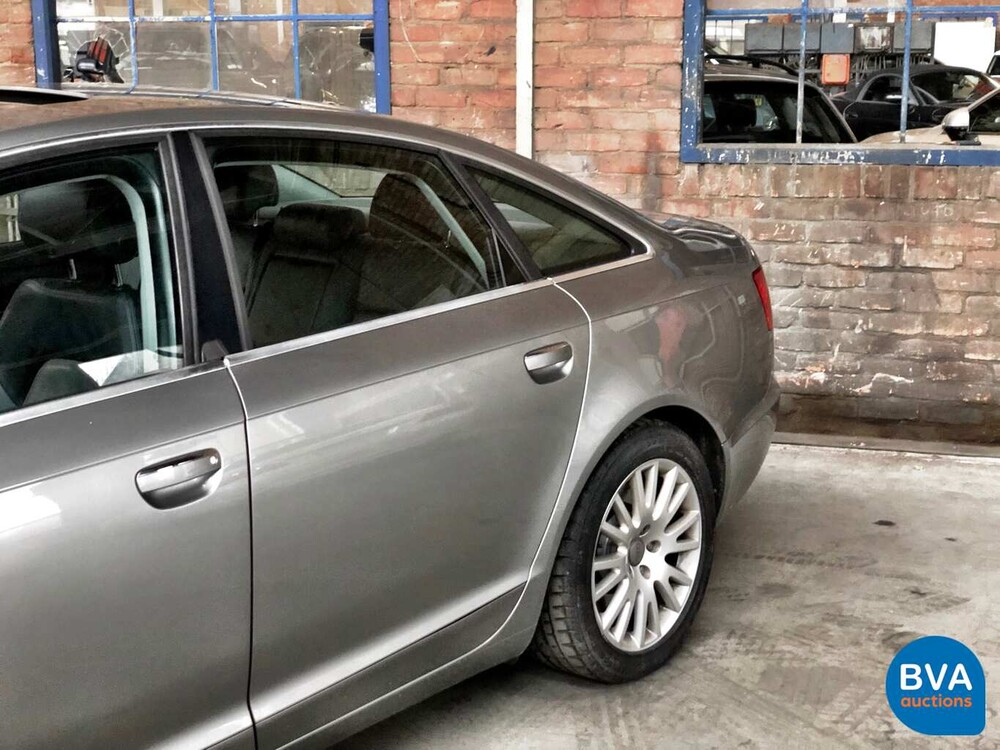 Audi A6 4.2 FSI Quattro Tiptronic 334 PS 2005 V8 Pro-Line-Original NL-, 36-RL-JX.