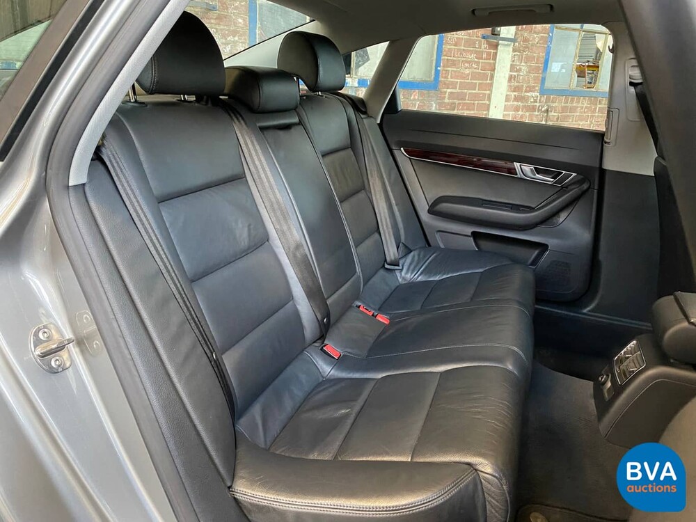 Audi A6 4.2 FSI Quattro Tiptronic 334 PS 2005 V8 Pro-Line-Original NL-, 36-RL-JX.