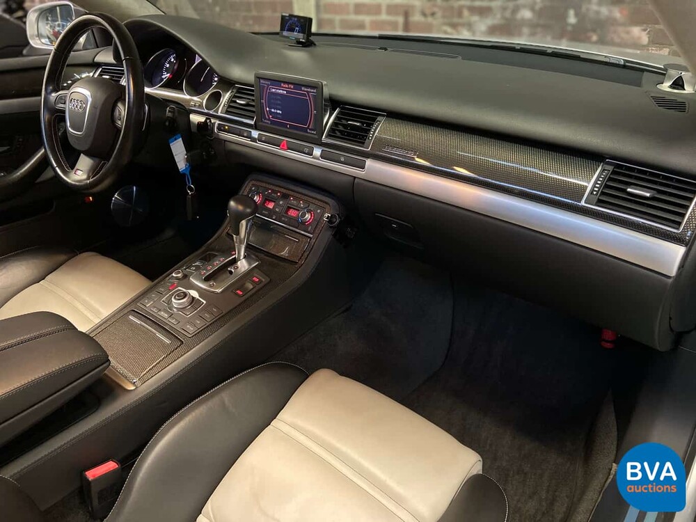 Audi S8 5.2 V10 450 PS A8 2007.