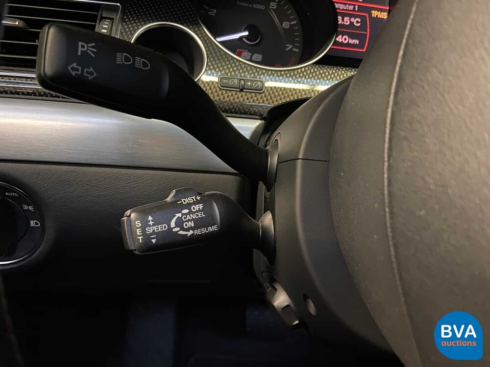 Audi S8 5.2 V10 450 PS A8 2007.