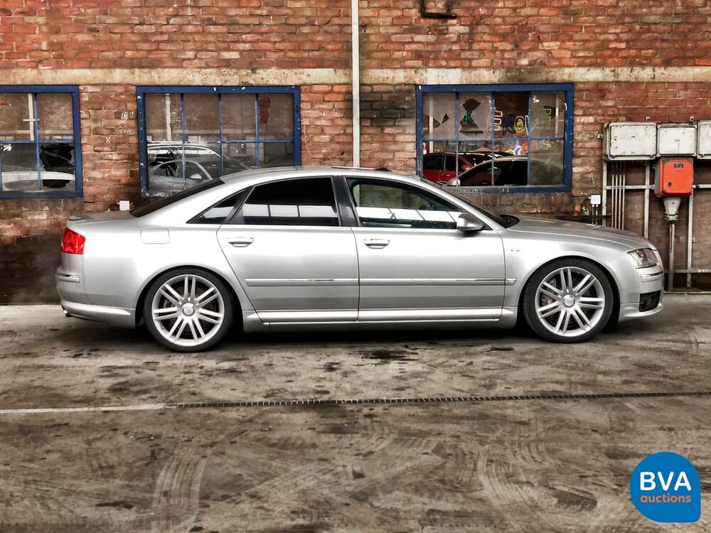 Audi S8 5.2 V10 450 PS A8 2007.