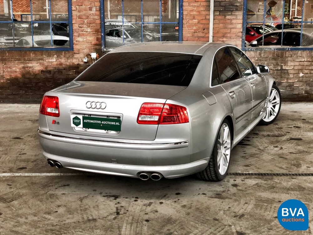 Audi S8 5.2 V10 450 PS A8 2007.