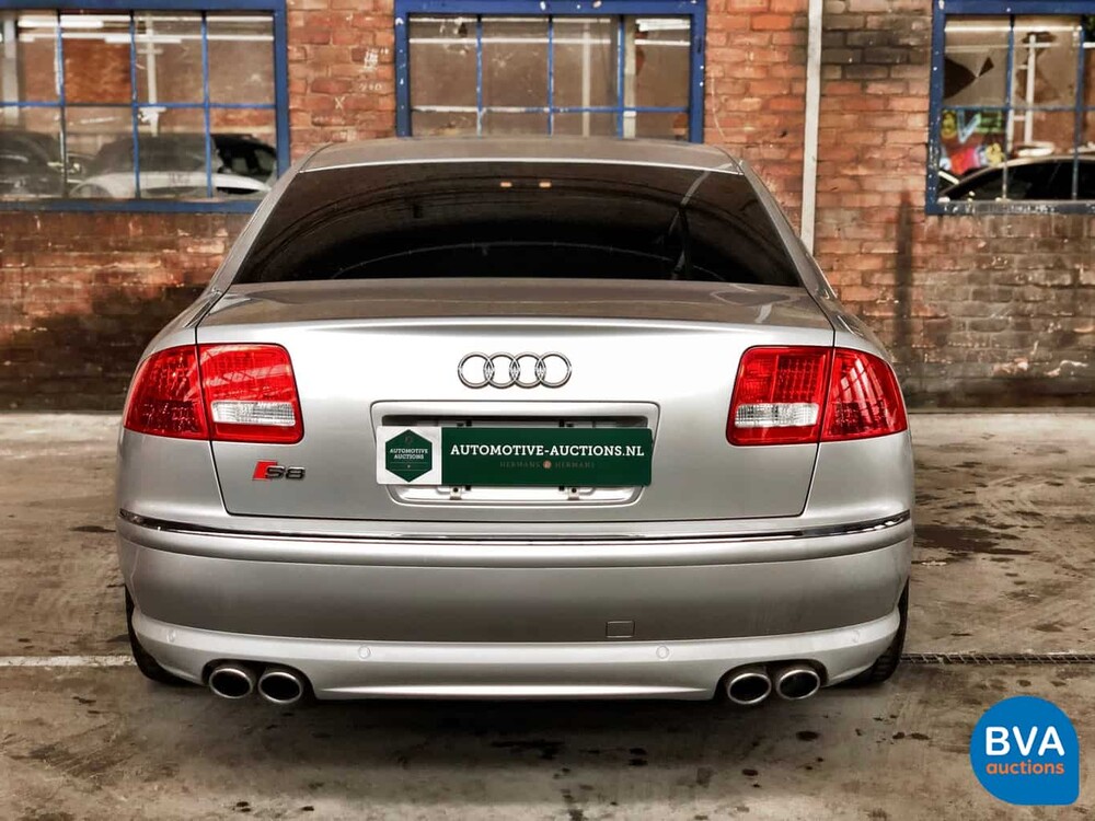 Audi S8 5.2 V10 450 PS A8 2007.