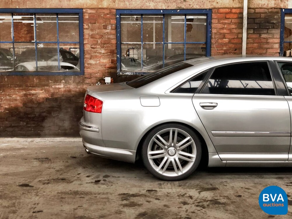 Audi S8 5.2 V10 450 PS A8 2007.