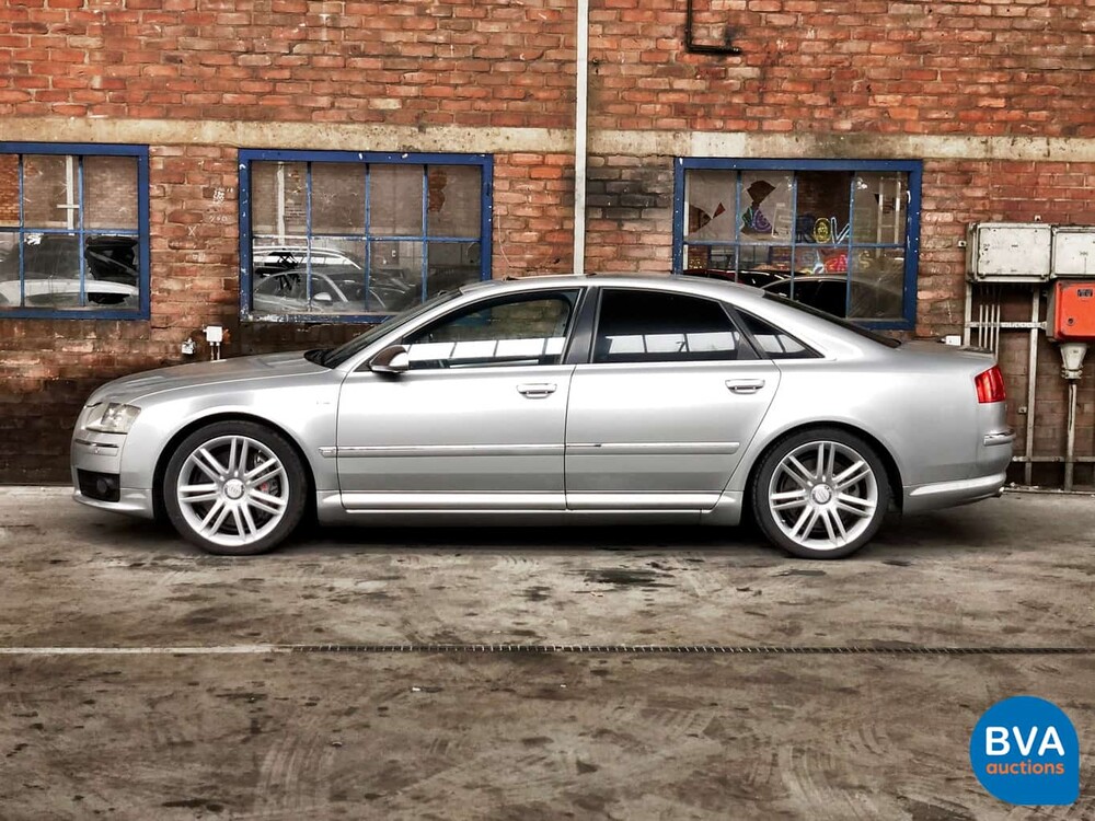 Audi S8 5.2 V10 450 PS A8 2007.