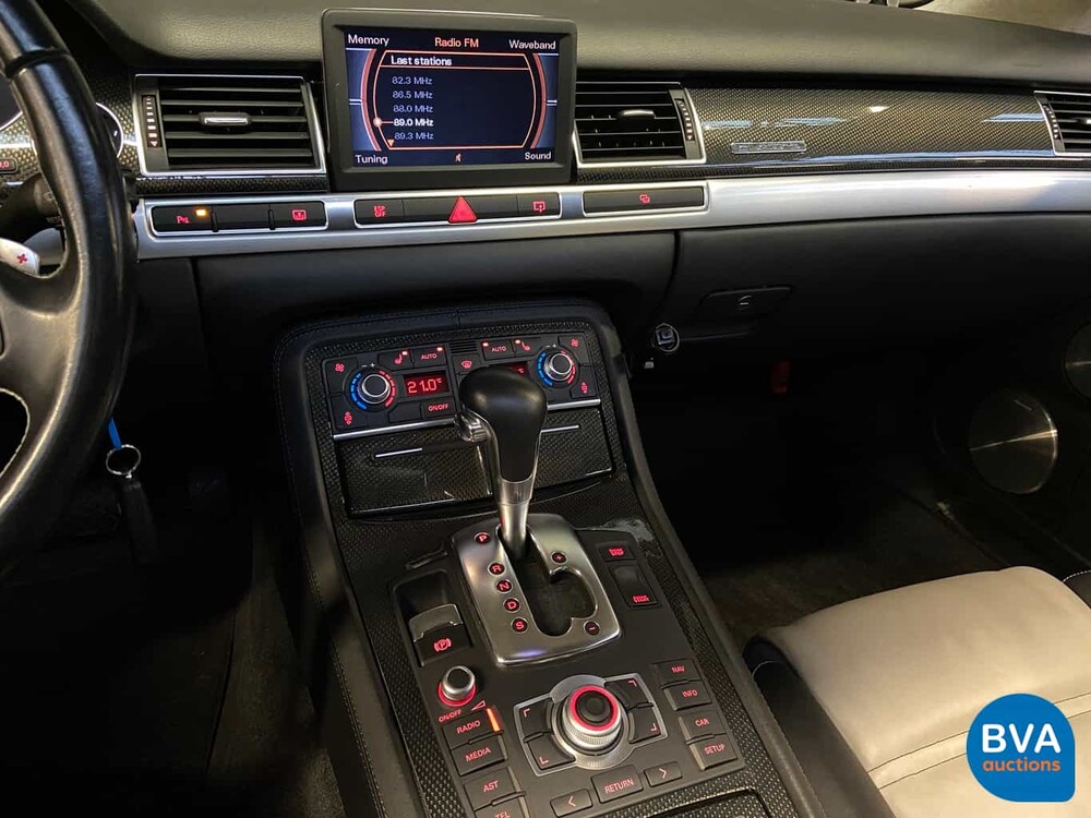 Audi S8 5.2 V10 450 PS A8 2007.