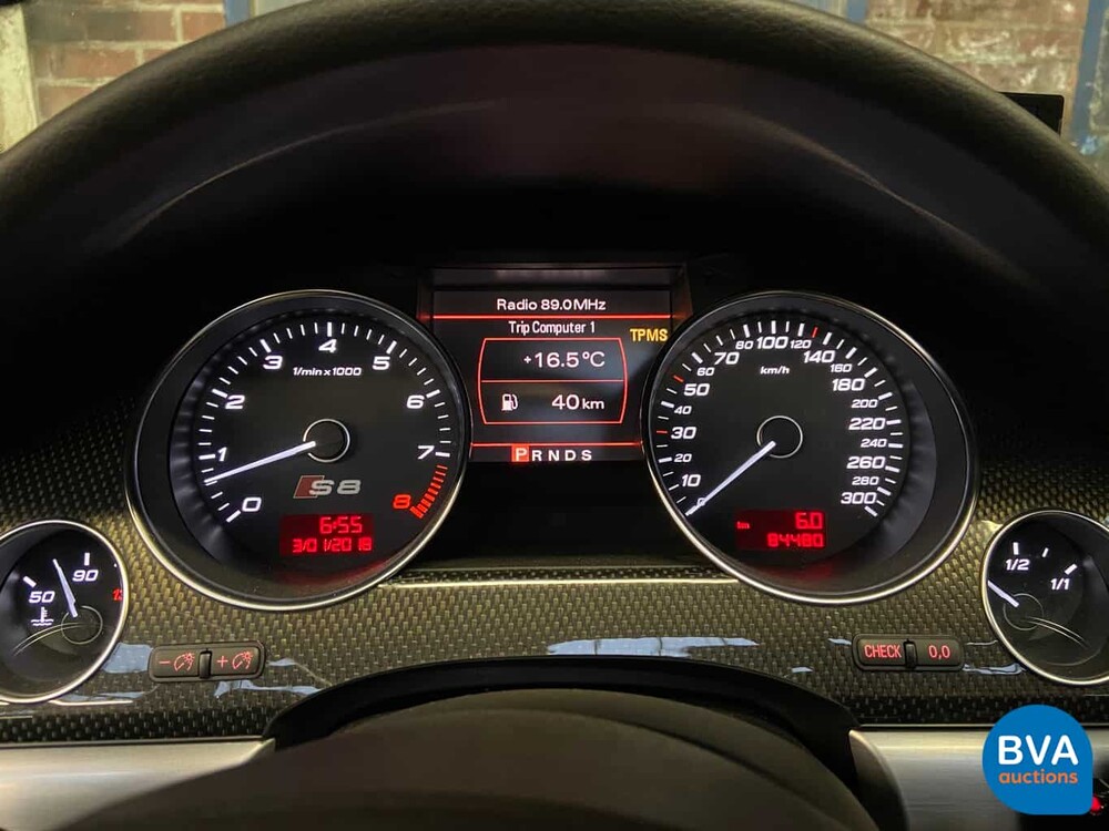 Audi S8 5.2 V10 450 PS A8 2007.