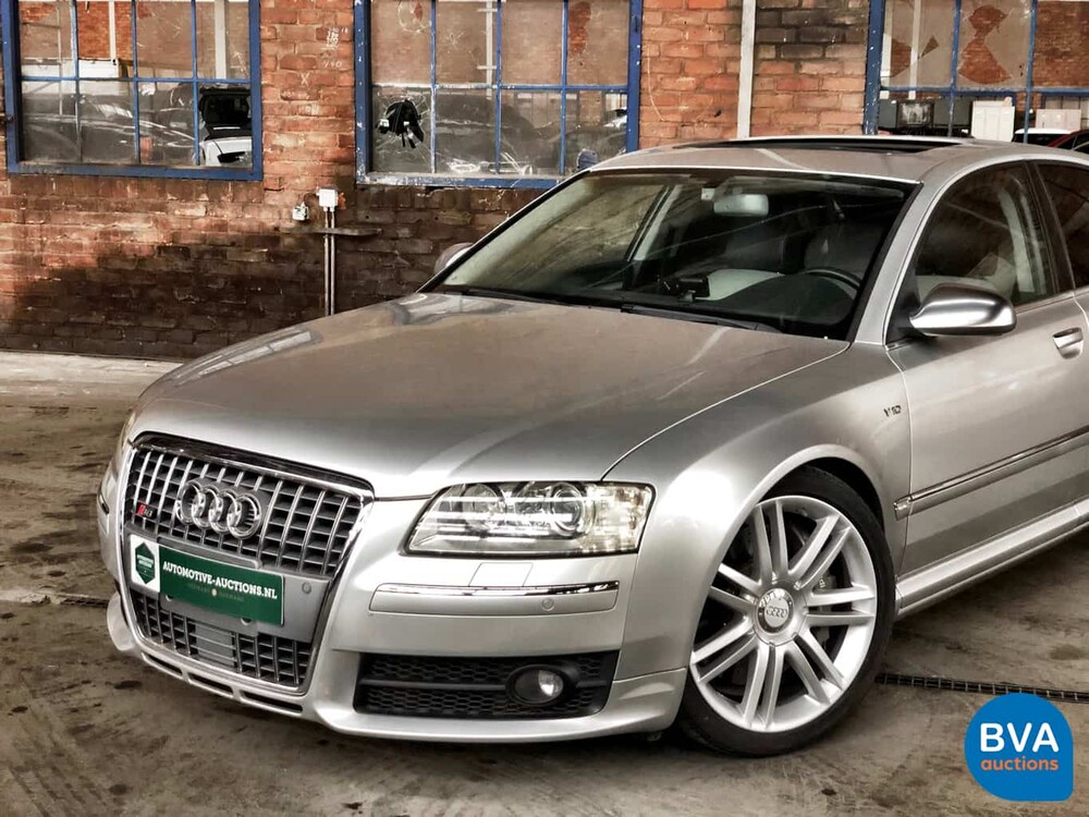 Audi S8 5.2 V10 450 PS A8 2007.