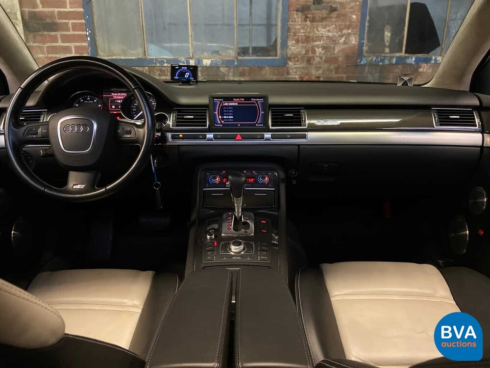 Audi S8 5.2 V10 450 PS A8 2007.