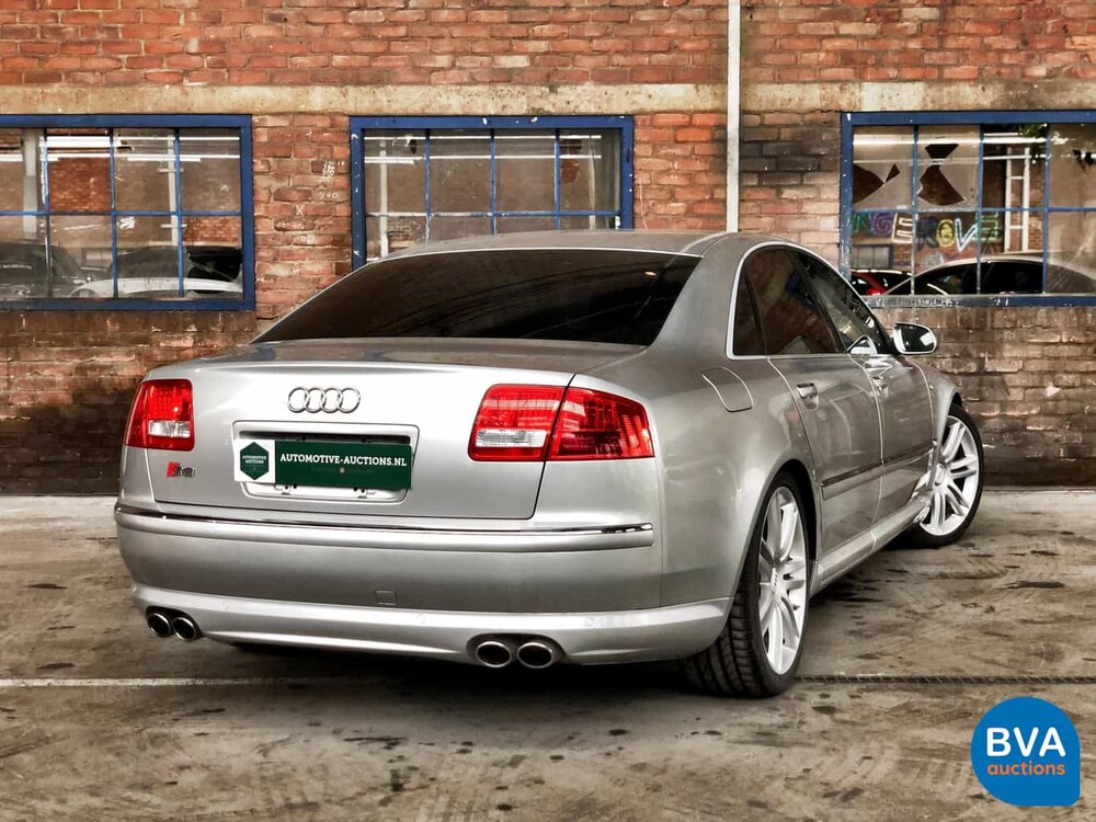 Audi S8 5.2 V10 450 PS A8 2007.