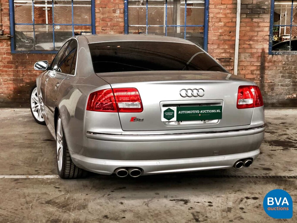 Audi S8 5.2 V10 450 PS A8 2007.