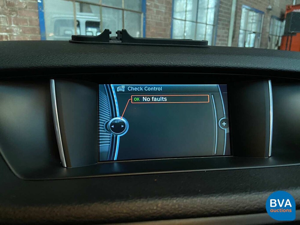 BMW X1 sDrive 18d 143 PS 2015, TT-502-R.