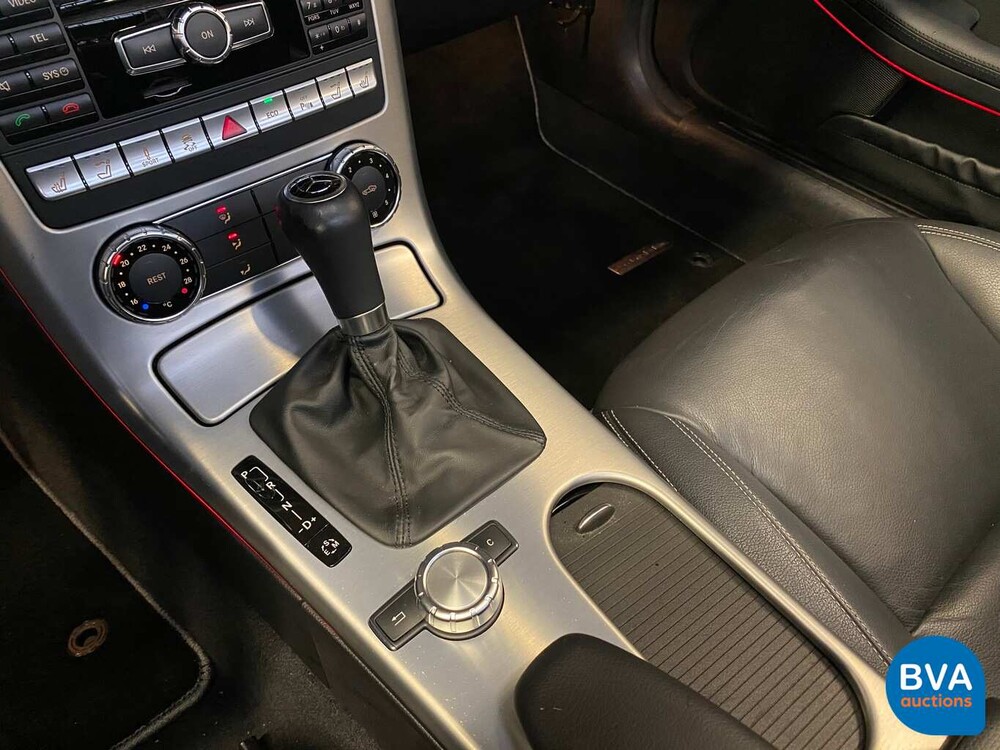 Mercedes-Benz SLK350 BlueEfficiency Airscarf SLK-Klasse 3.5 V6 306 PS 2011.