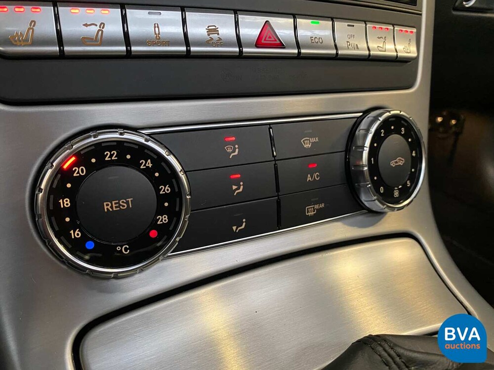 Mercedes-Benz SLK350 BlueEfficiency Airscarf SLK-Klasse 3.5 V6 306 PS 2011.