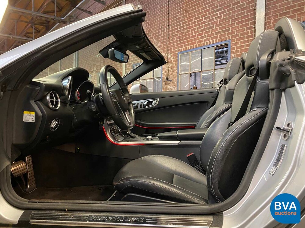 Mercedes-Benz SLK350 BlueEfficiency Airscarf SLK-Klasse 3.5 V6 306 PS 2011.