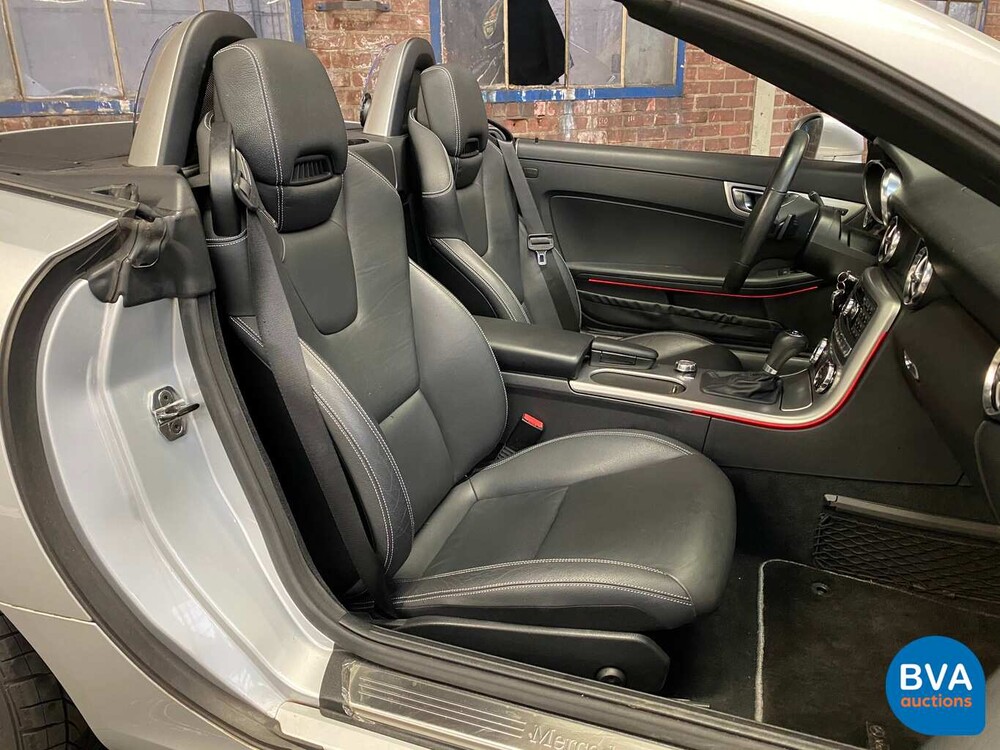 Mercedes-Benz SLK350 BlueEfficiency Airscarf SLK-Klasse 3.5 V6 306 PS 2011.