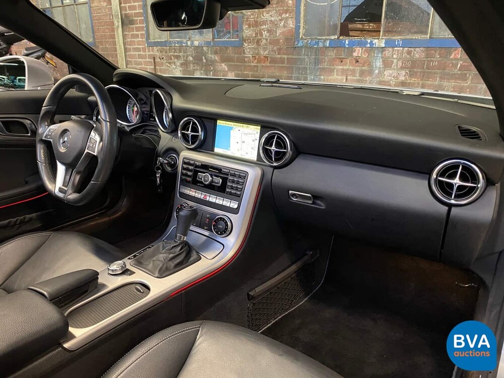 Mercedes-Benz SLK350 BlueEfficiency Airscarf SLK-Klasse 3.5 V6 306 PS 2011.