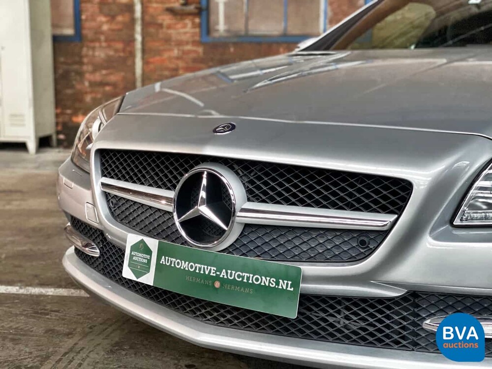 Mercedes-Benz SLK350 BlueEfficiency Airscarf SLK-Klasse 3.5 V6 306 PS 2011.