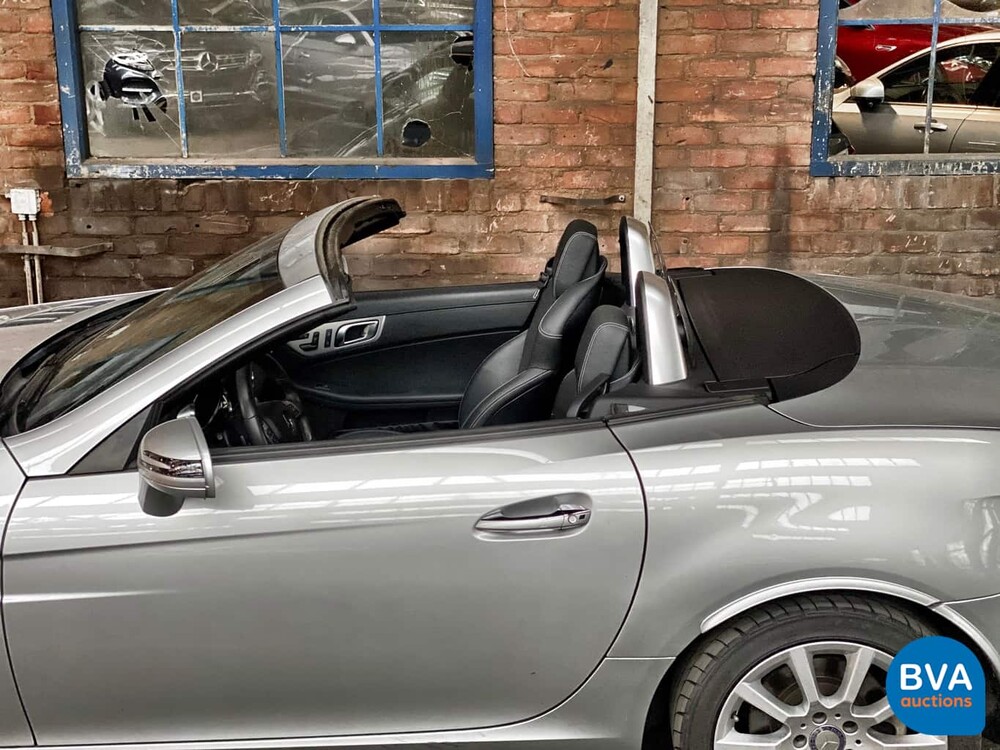Mercedes-Benz SLK350 BlueEfficiency Airscarf SLK-Klasse 3.5 V6 306 PS 2011.
