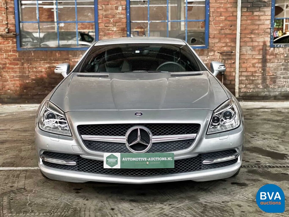 Mercedes-Benz SLK350 BlueEfficiency Airscarf SLK-Klasse 3.5 V6 306 PS 2011.