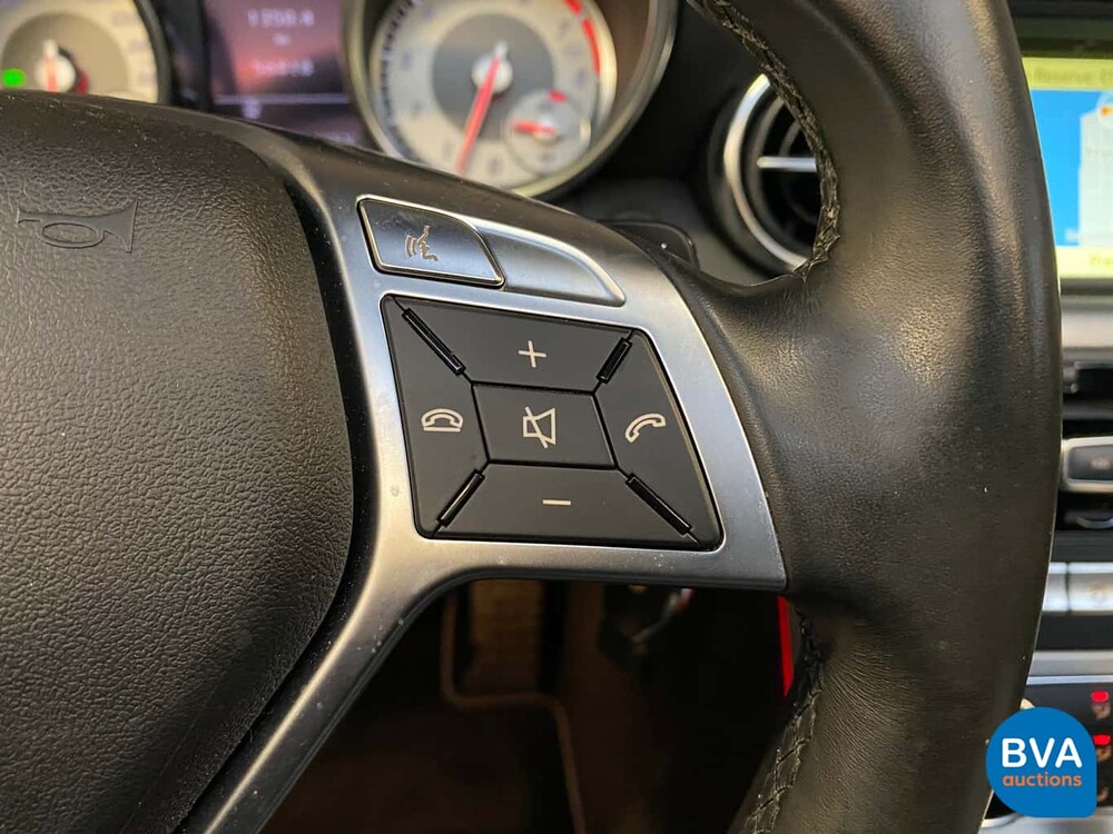 Mercedes-Benz SLK350 BlueEfficiency Airscarf SLK-Klasse 3.5 V6 306 PS 2011.