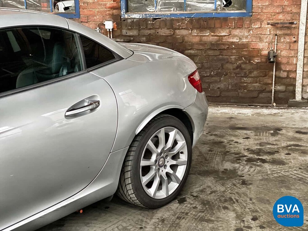 Mercedes-Benz SLK350 BlueEfficiency Airscarf SLK-Klasse 3.5 V6 306 PS 2011.