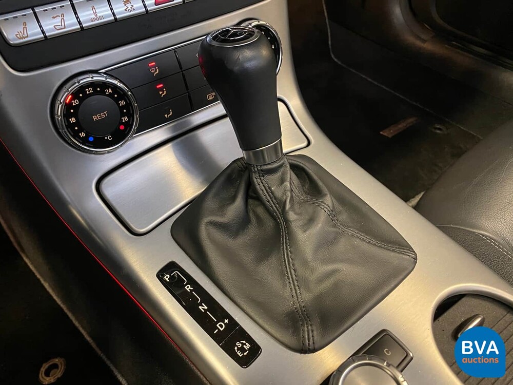 Mercedes-Benz SLK350 BlueEfficiency Airscarf SLK-Klasse 3.5 V6 306 PS 2011.