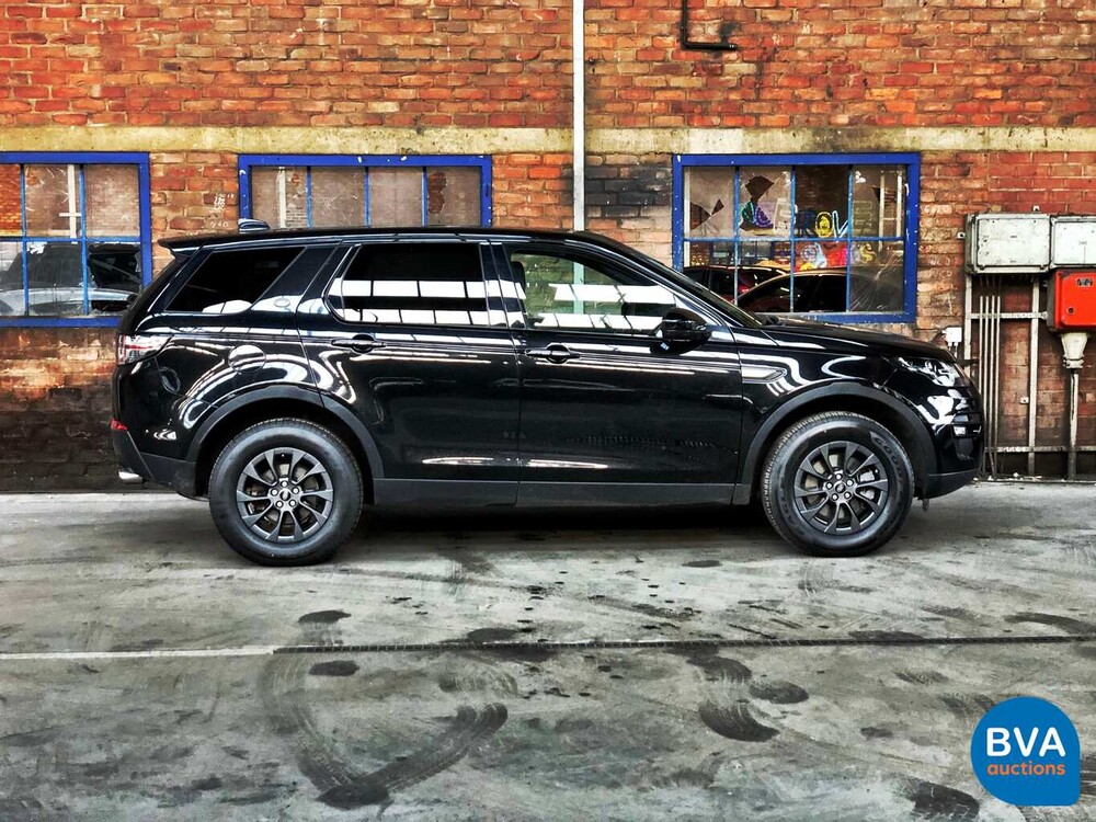 Land Rover Discovery Sport TD4 150hp 2017 7-Person, RV-592-B.
