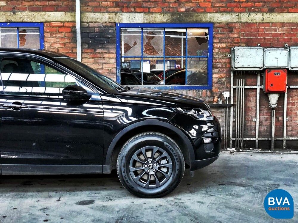 Land Rover Discovery Sport TD4 150hp 2017 7-Person, RV-592-B.