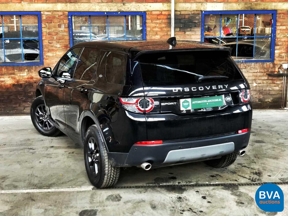 Land Rover Discovery Sport TD4 150hp 2017 7-Person, RV-592-B.