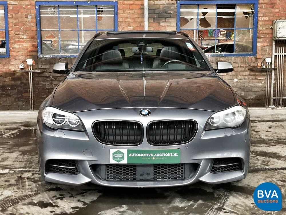 BMW M550d xDrive Touring 5er 381 PS 2013 -Original NL- M-Performance, 8-KBL-18.