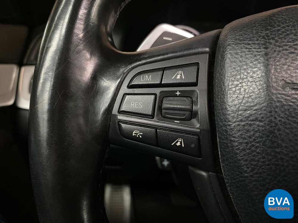 BMW M550d xDrive Touring 5er 381 PS 2013 -Original NL- M-Performance, 8-KBL-18.