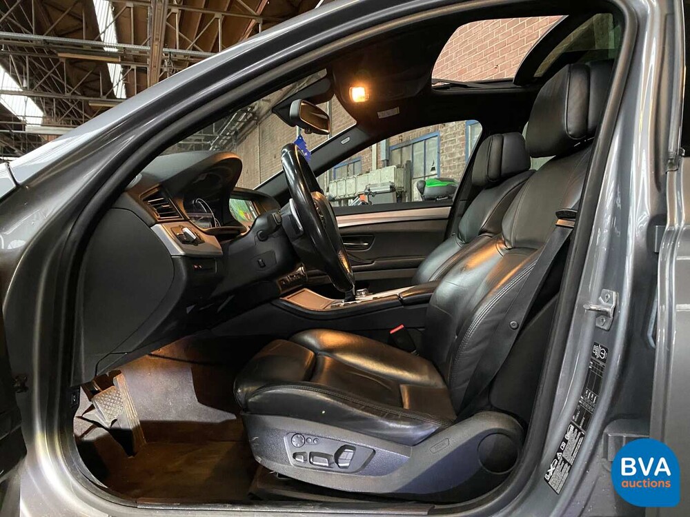 BMW M550d xDrive Touring 5er 381 PS 2013 -Original NL- M-Performance, 8-KBL-18.