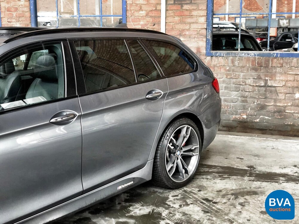 BMW M550d xDrive Touring 5er 381 PS 2013 -Original NL- M-Performance, 8-KBL-18.