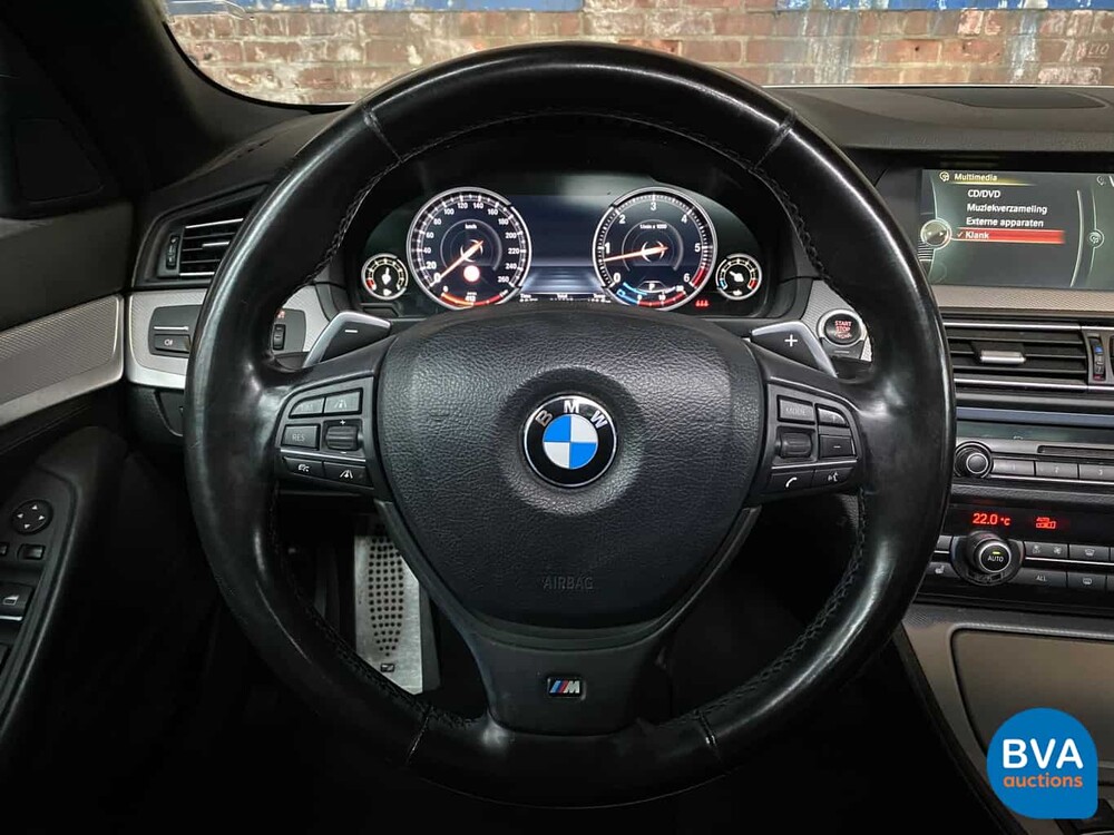 BMW M550d xDrive Touring 5er 381 PS 2013 -Original NL- M-Performance, 8-KBL-18.