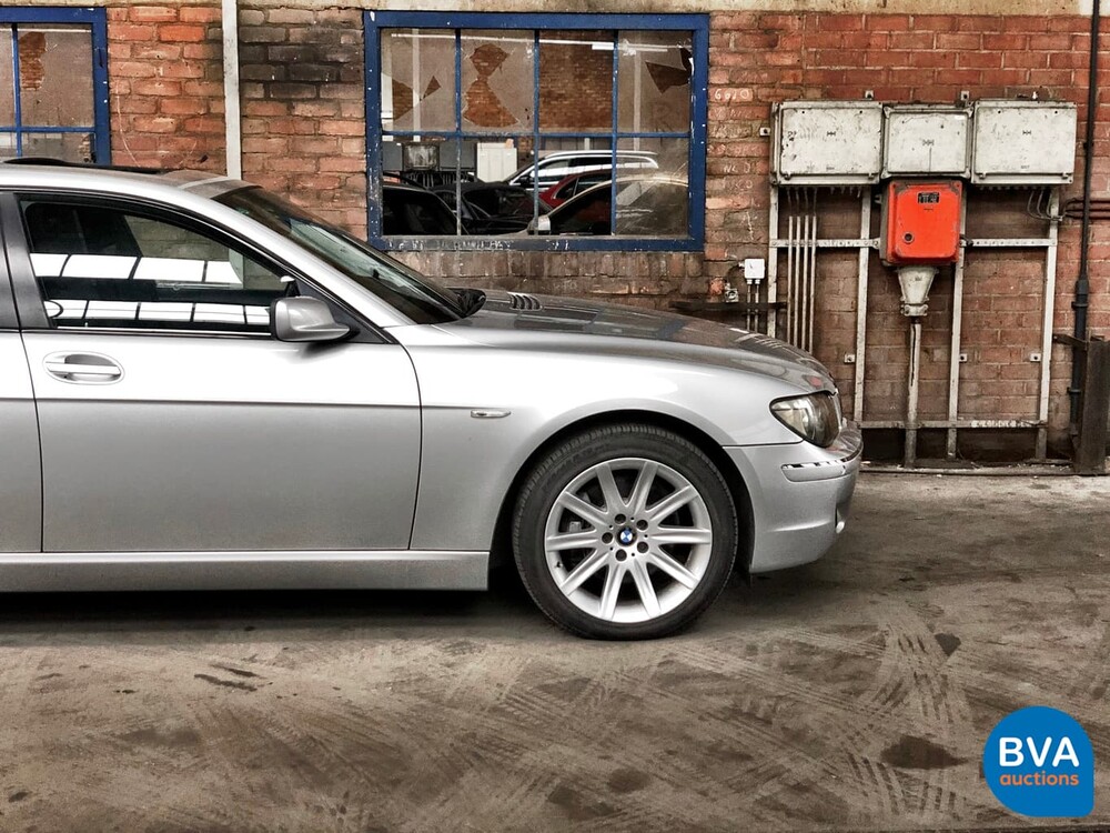 BMW 750i E65 4.8 V8 367 PS 2006.