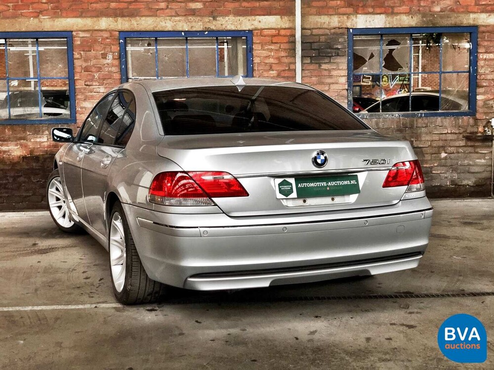 BMW 750i E65 4.8 V8 367 PS 2006.