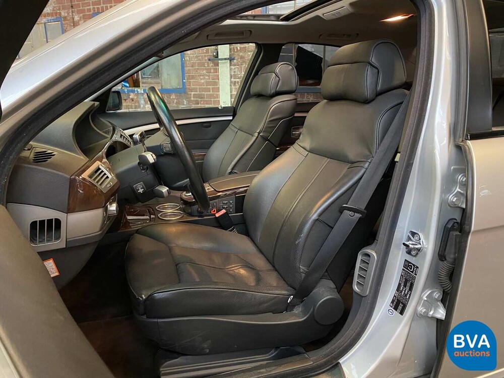 BMW 750i E65 4.8 V8 367 PS 2006.