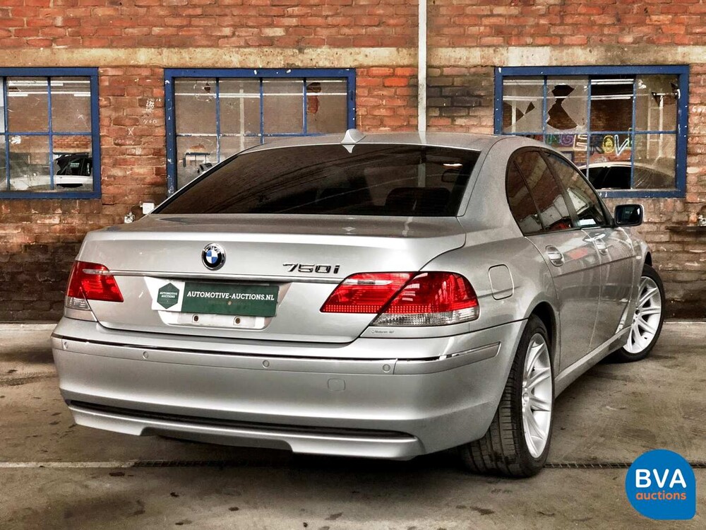 BMW 750i E65 4.8 V8 367 PS 2006.