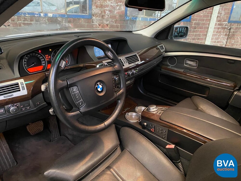 BMW 750i E65 4.8 V8 367 PS 2006.