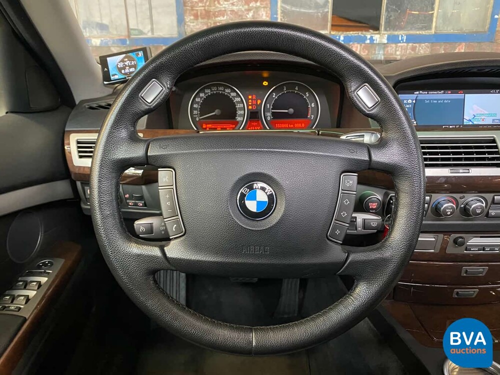 BMW 750i E65 4.8 V8 367 PS 2006.