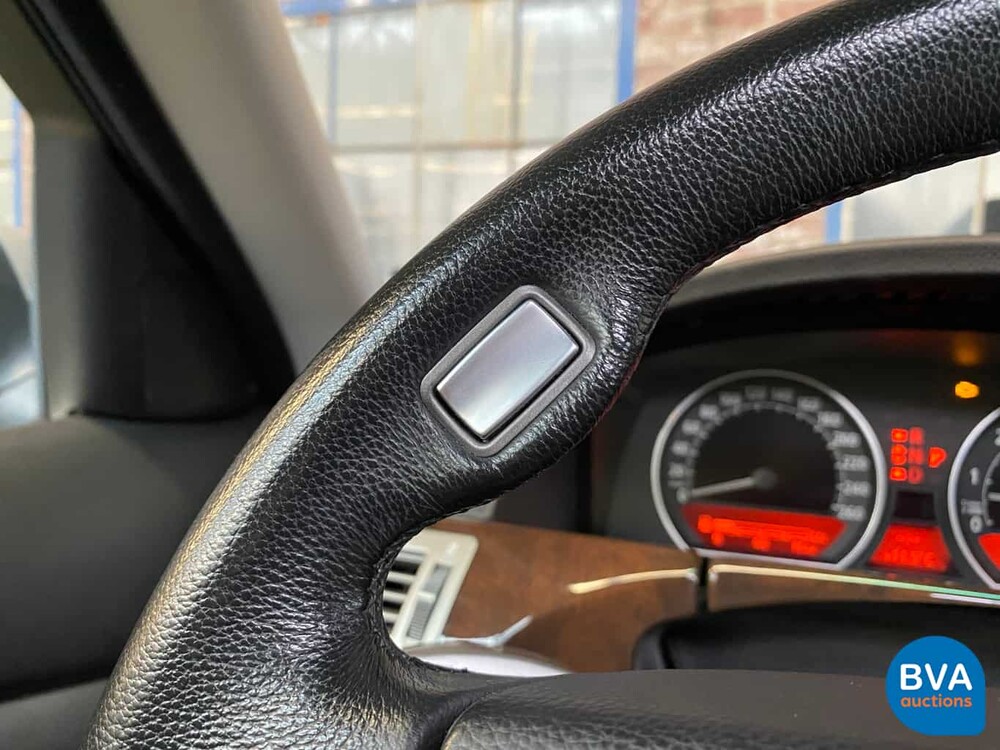 BMW 750i E65 4.8 V8 367 PS 2006.