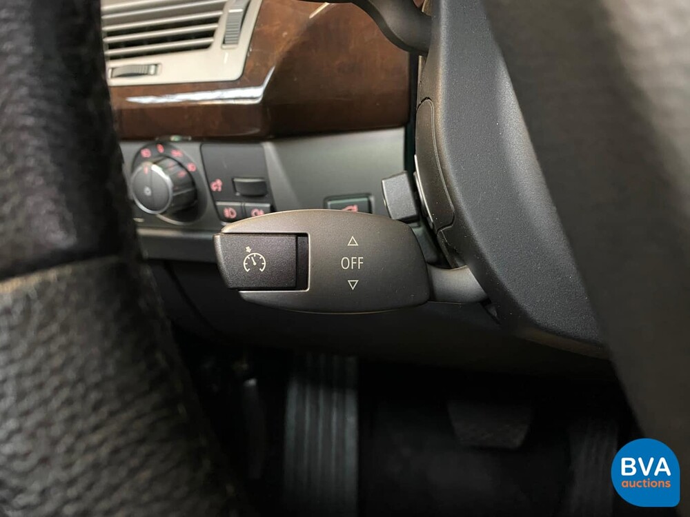 BMW 750i E65 4.8 V8 367 PS 2006.