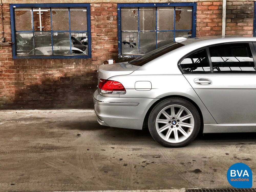 BMW 750i E65 4.8 V8 367 PS 2006.