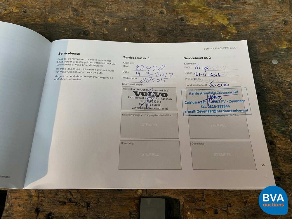 Volvo V60 D6 Plug-in Hybrid AWD 286pk 2015 -Origineel NL-, HZ-776-N