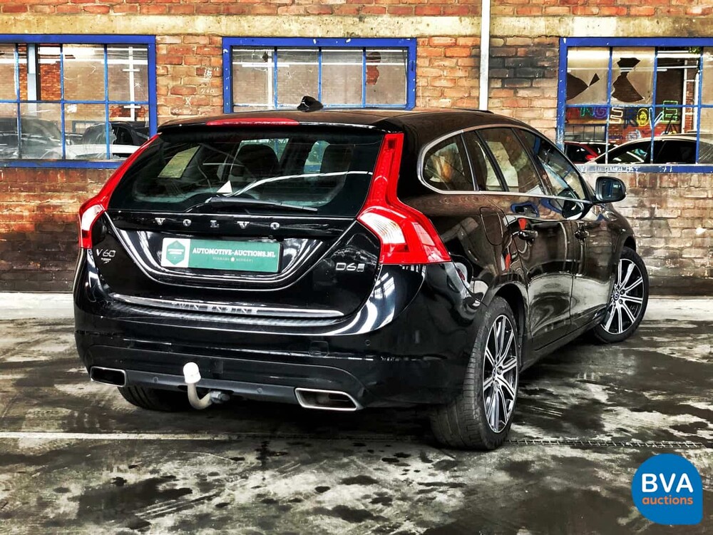 Volvo V60 D6 Plug-in Hybrid AWD 286pk 2015 -Origineel NL-, HZ-776-N