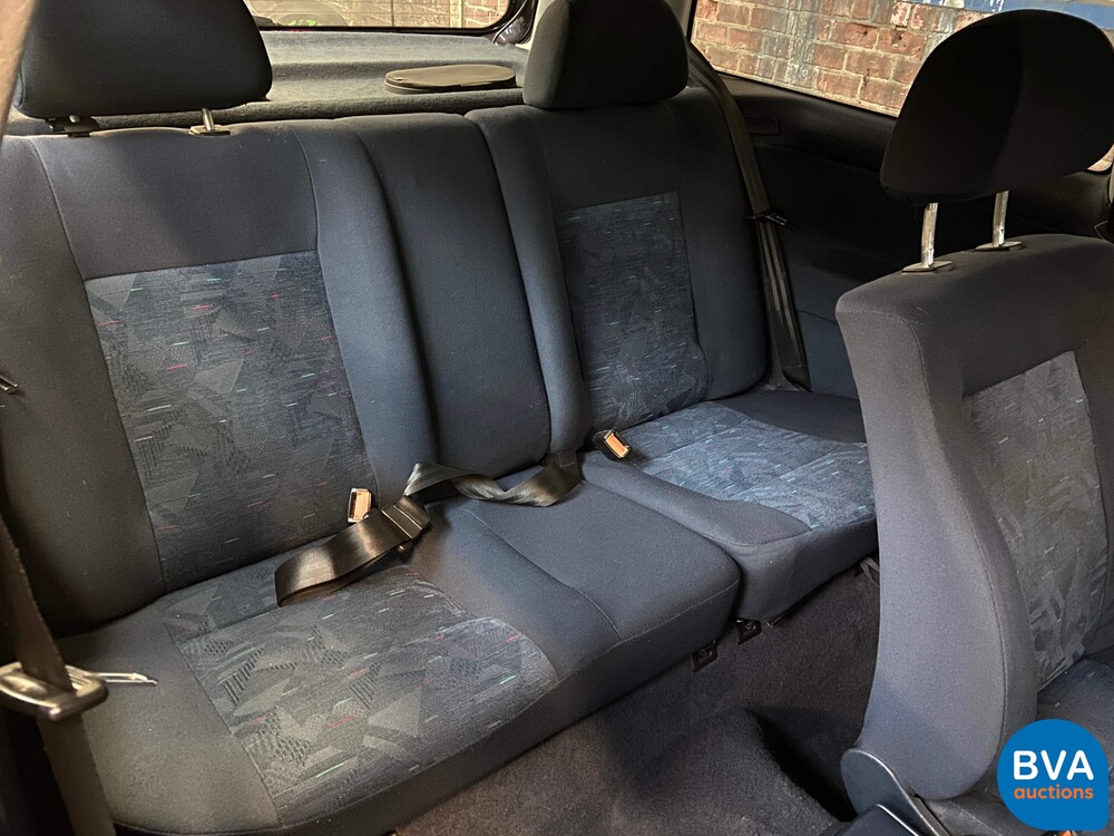 Volkswagen Golf 2.8 VR6 174hp Original NL 1992, FB-DR-87.