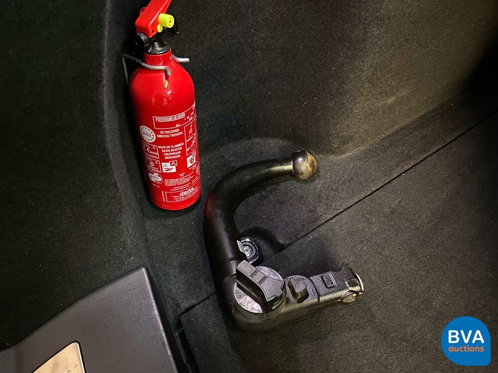 Land Rover Range Rover Velar AWD R-dynamisch S 2018.